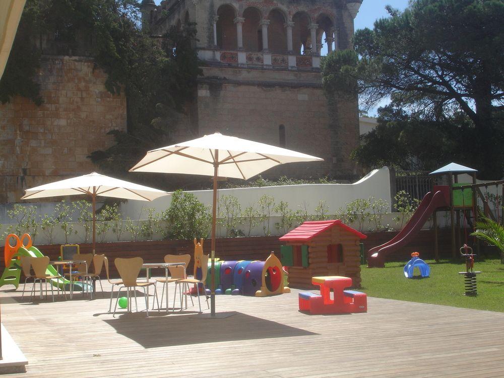 Malibu Foz Hotel - La Maison Younan Figueira da Foz Eksteriør billede The children's garden