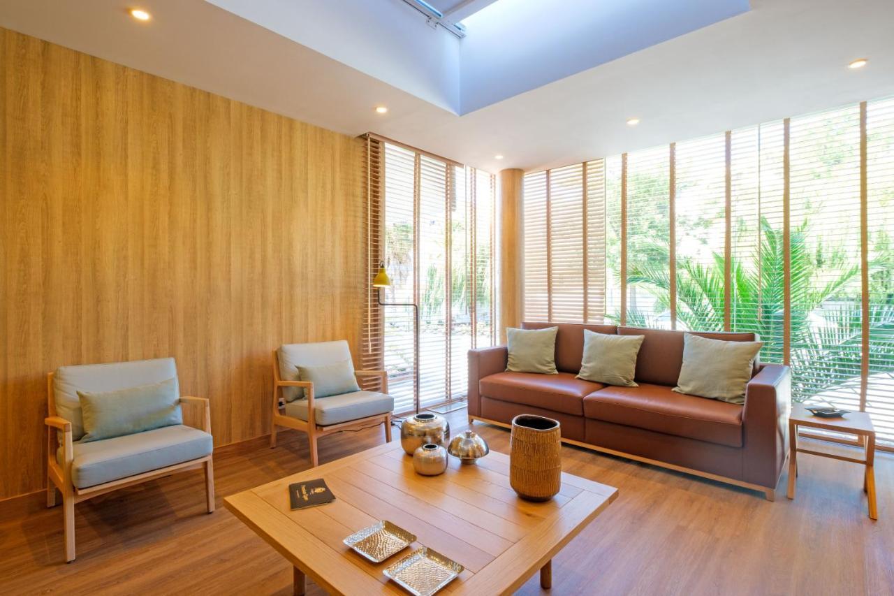 Malibu Foz Hotel - La Maison Younan Figueira da Foz Eksteriør billede Interior of the house